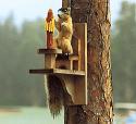  Duncraft Squirrel Chair and Table Feeder 